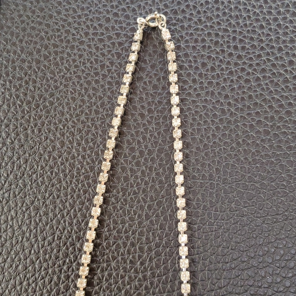 Blinged Out Rhinestone Necklace, Excellent - Picture 5 of 8